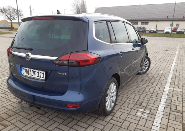 Opel Zafira cena 47800 przebieg: 209000, rok produkcji 2015 z Paczków małe 742